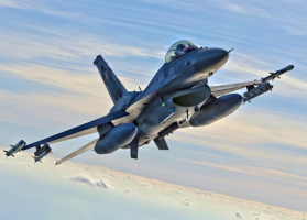 Американцы испытывают беспилотные F-16