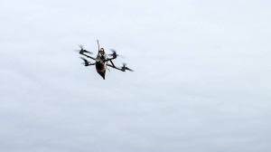 В РФ создали систему автонаведения с ИИ, подходящую для любых FPV-дронов