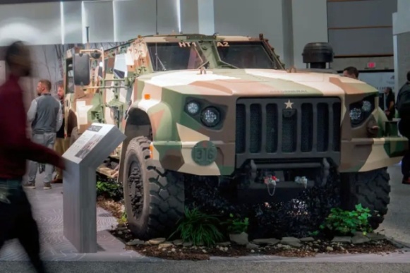 Американская компания официально представила новую тактическую машину JLTV A2