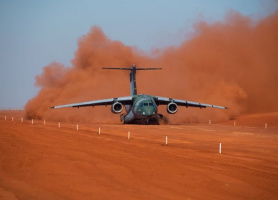 Компания Embraer завершила сборку первого транспорта-заправщика KC-390 «Миллениум» для ВВС Португалии